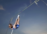 PG电子APP-拉塞尔惊艳四座，法拉利力克哈斯车队背后的战术博弈与个人突破